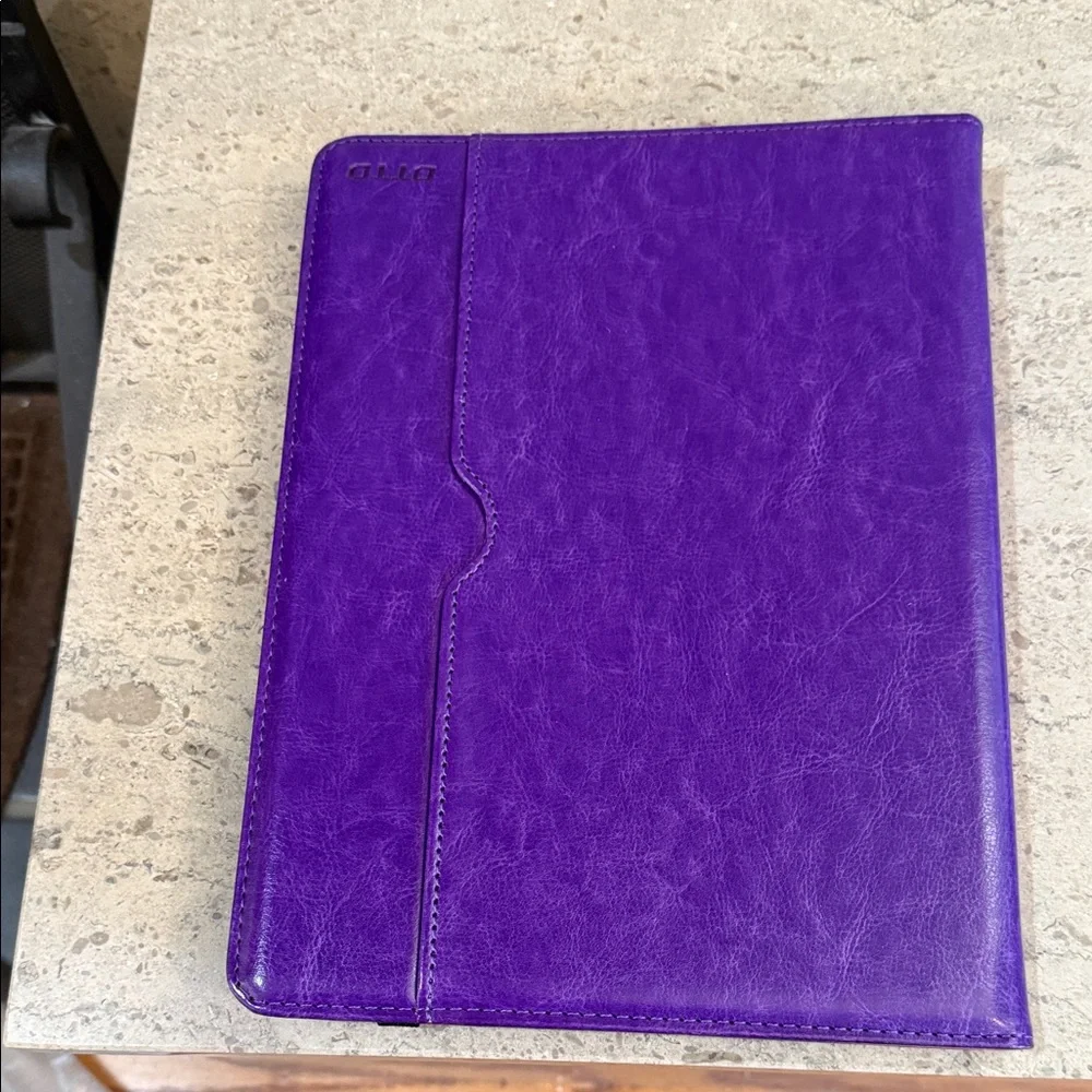 OTTO iPad/Tablet Cover with Black Strap